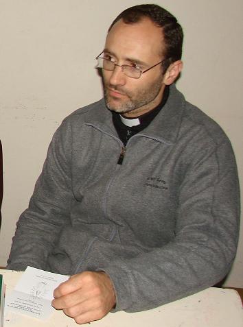 Padre Guillermo Gómez.