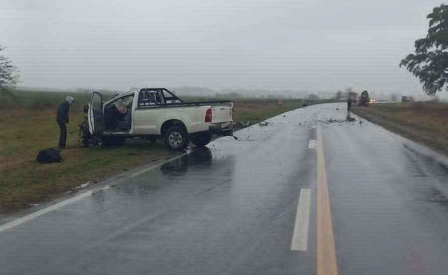 Accidente En Ruta 5 Una Pick Up Y Un Camión Involucrados Diario El 9 De Julio 4157